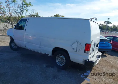 2010 Ford E-150 Commercial/Recreational z USA, uszkodzony, nr VIN 1FTNE1EW2ADA91342